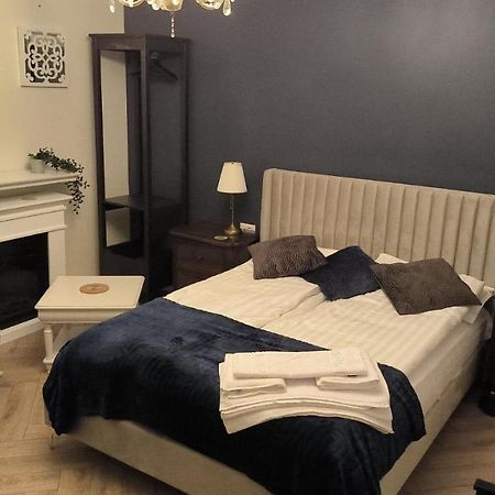 Luxury Airport Retreat Apartment Cluj-Napoca Luaran gambar