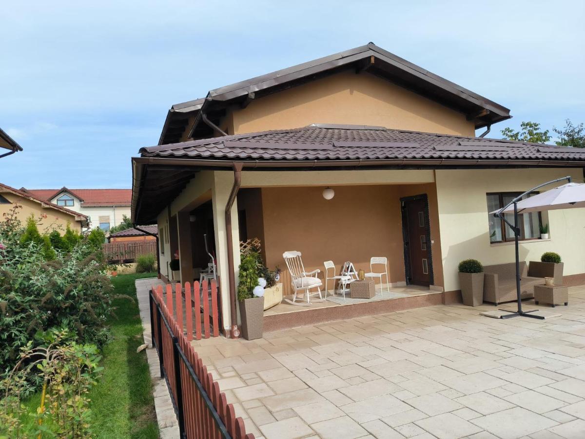 Luxury Airport Retreat Apartment Cluj-Napoca Luaran gambar